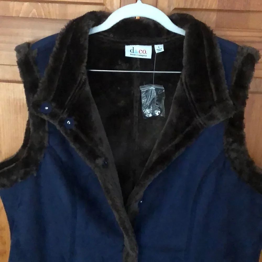 NWT D&Co Faux Fir Lined Vest